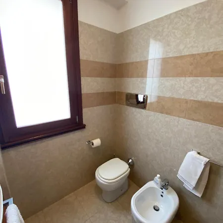 Casa Tharros I.U.N. R7621 Apartment Oristano Exterior photo