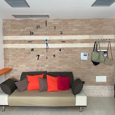 Casa Tharros I.U.N. R7621 Apartment Oristano Exterior photo