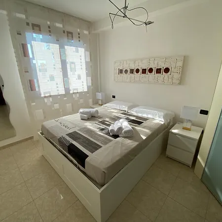 Casa Tharros I.U.N. R7621 Apartment Oristano Exterior photo